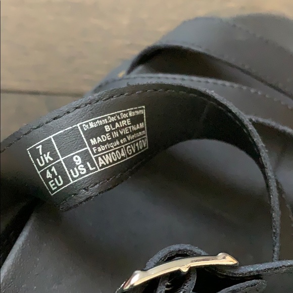 New Dr. Martens Black Blaire Platform Sandals - Picture 11 of 11